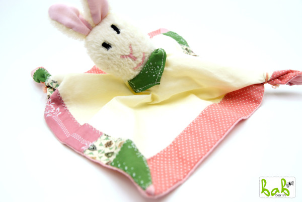 Schmusetuch, Schnuffeltuch, Schnullertuch mit Hasen für Mädchen