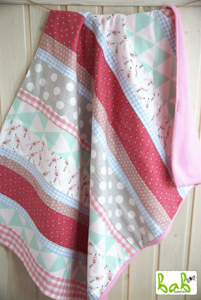 Babydecke, Kinderdecke, Kuscheldecke Patchwork mit Fleece Rosa Mint Grau